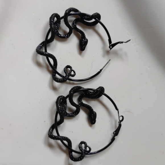 Black Coiled Serpent Hoop Earrings - Picture 2 of 7